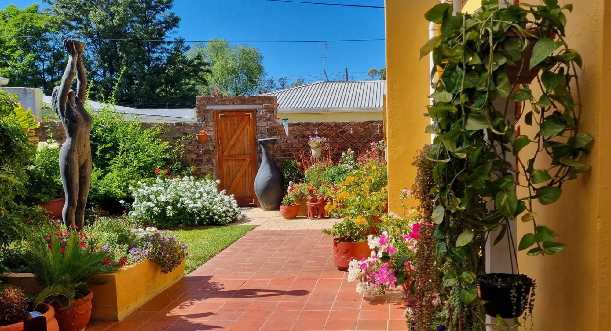 Bed and Breakfast Beau&I à Graaff-Reinet Extérieur photo